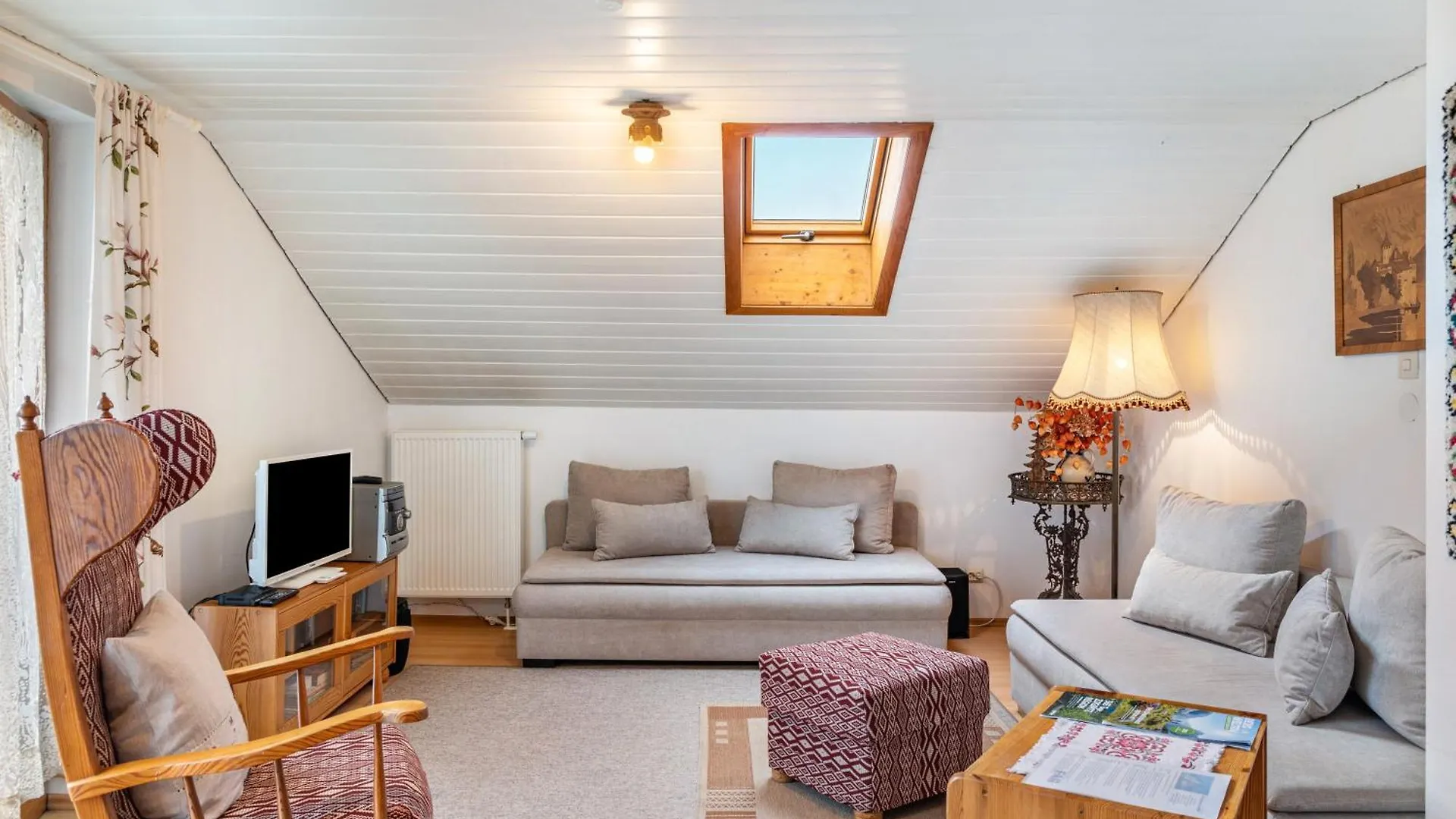 Ferienwohnung Haus Greif ガルミッシュ・パルテンキルヒェン アパート